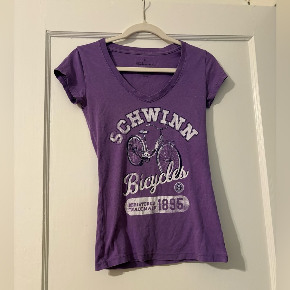 Schwinn Bicycle Vintage-Style Graphic Tee